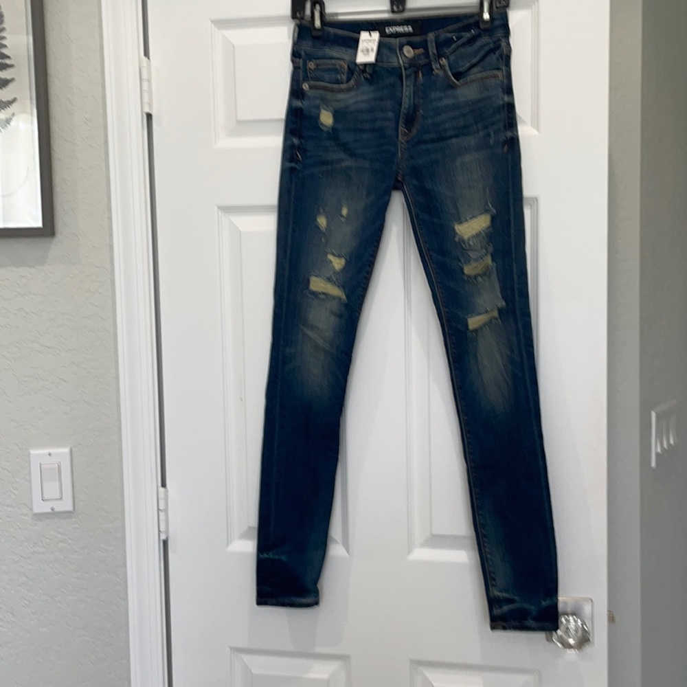 Express size 0 skinny distressed jeans